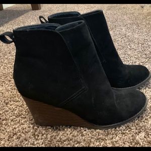 Merona black suede wedges